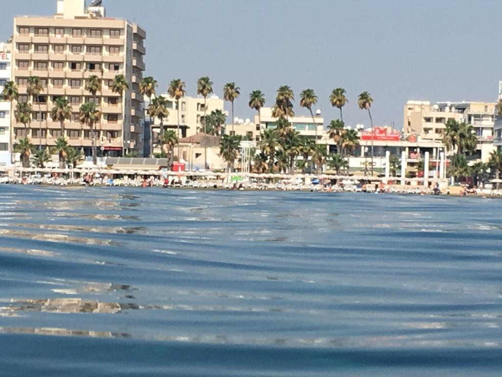 Ithaki Phinikoudes Apartment No. 204 Larnaca Eksteriør billede